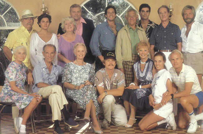 COCOON - Original Vintage COLOR LOBBY CARD 1985 - WITH FULL CAST | eBay